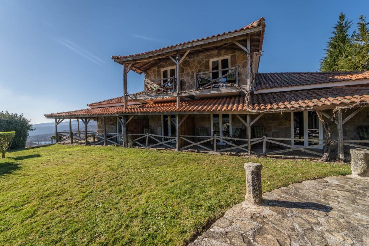 Hotel Vista Bela Do Geres Outeiro  Экстерьер фото